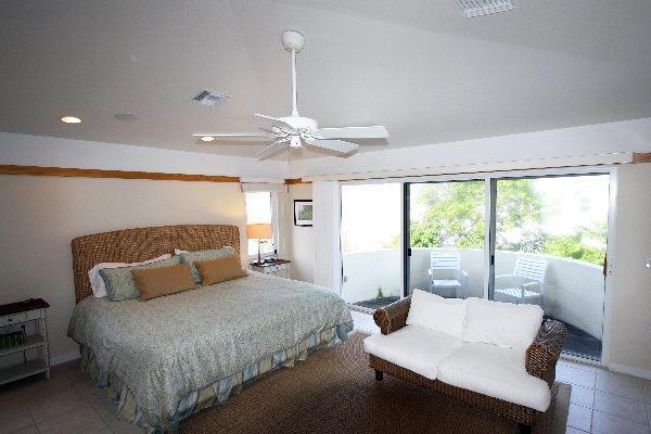 Serenity Four Bedroom Villa ホームズビーチ エクステリア 写真
