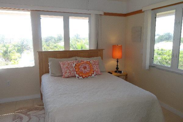 Serenity Four Bedroom Villa ホームズビーチ エクステリア 写真